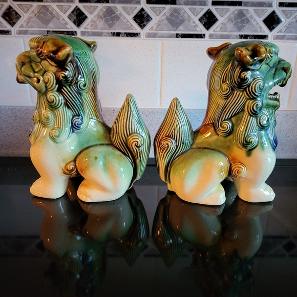 Pair of Chinese Polychrome Ceramic Glaze Foo Dogs - Picture 5 of 16
